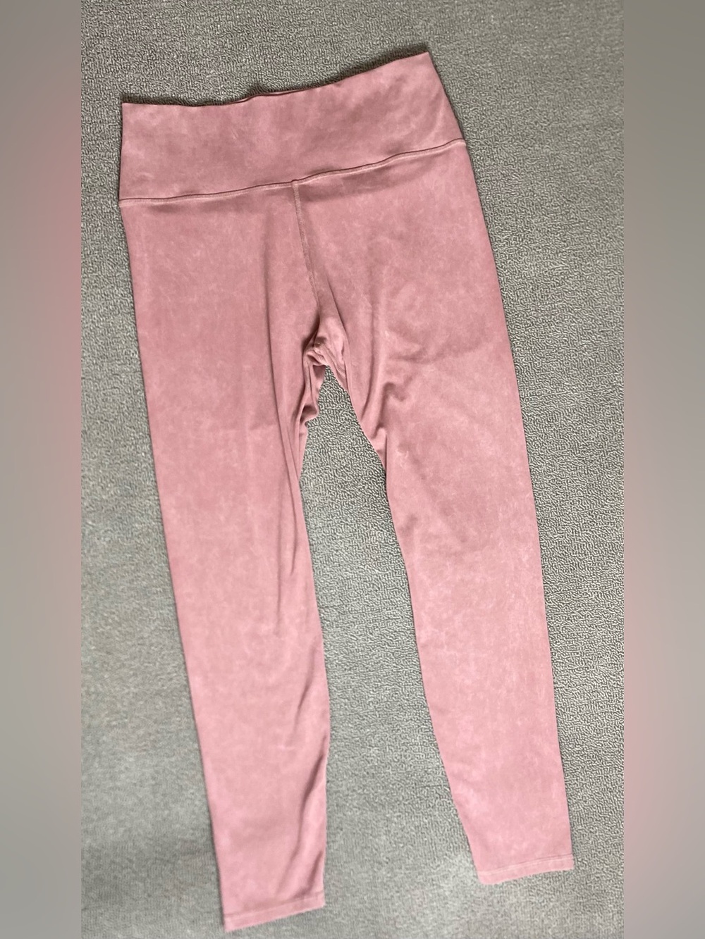 Vuori Pink Washed Everyday Studio Leggings- Athletic Athleisure Activewear Yoga